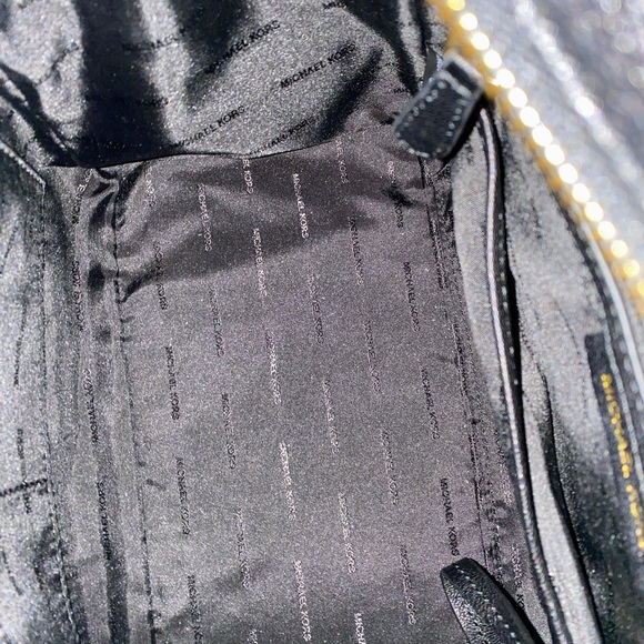 Michael Kors New Hamilton Traveler Black Handbag - Picture 9 of 10